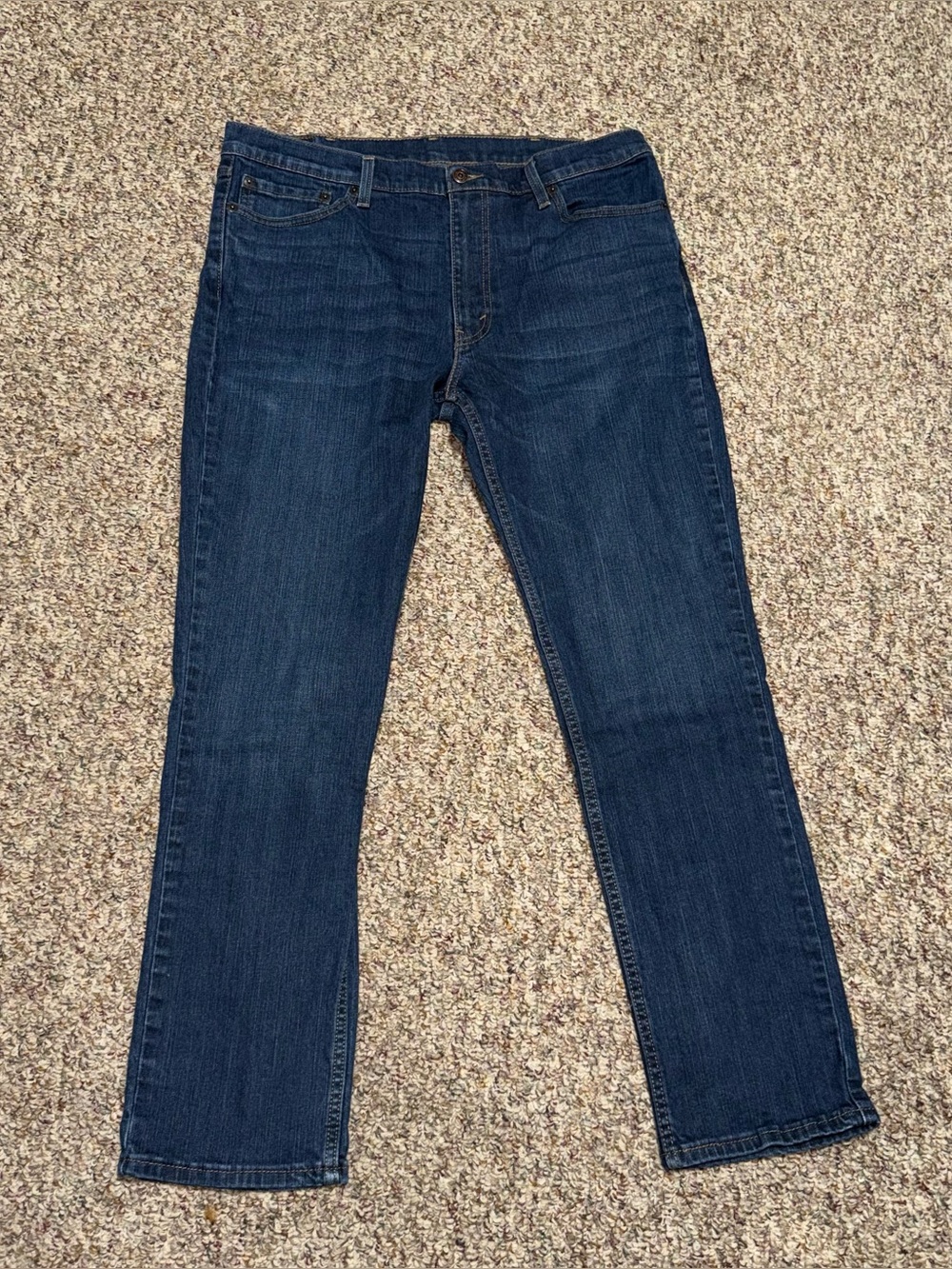 Men's size 38 jeans Dark Blue Straight-Leg Jeans - Classic Everyday Fit Levi 511